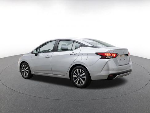 Used 2025 Nissan Versa SV FWD image 7