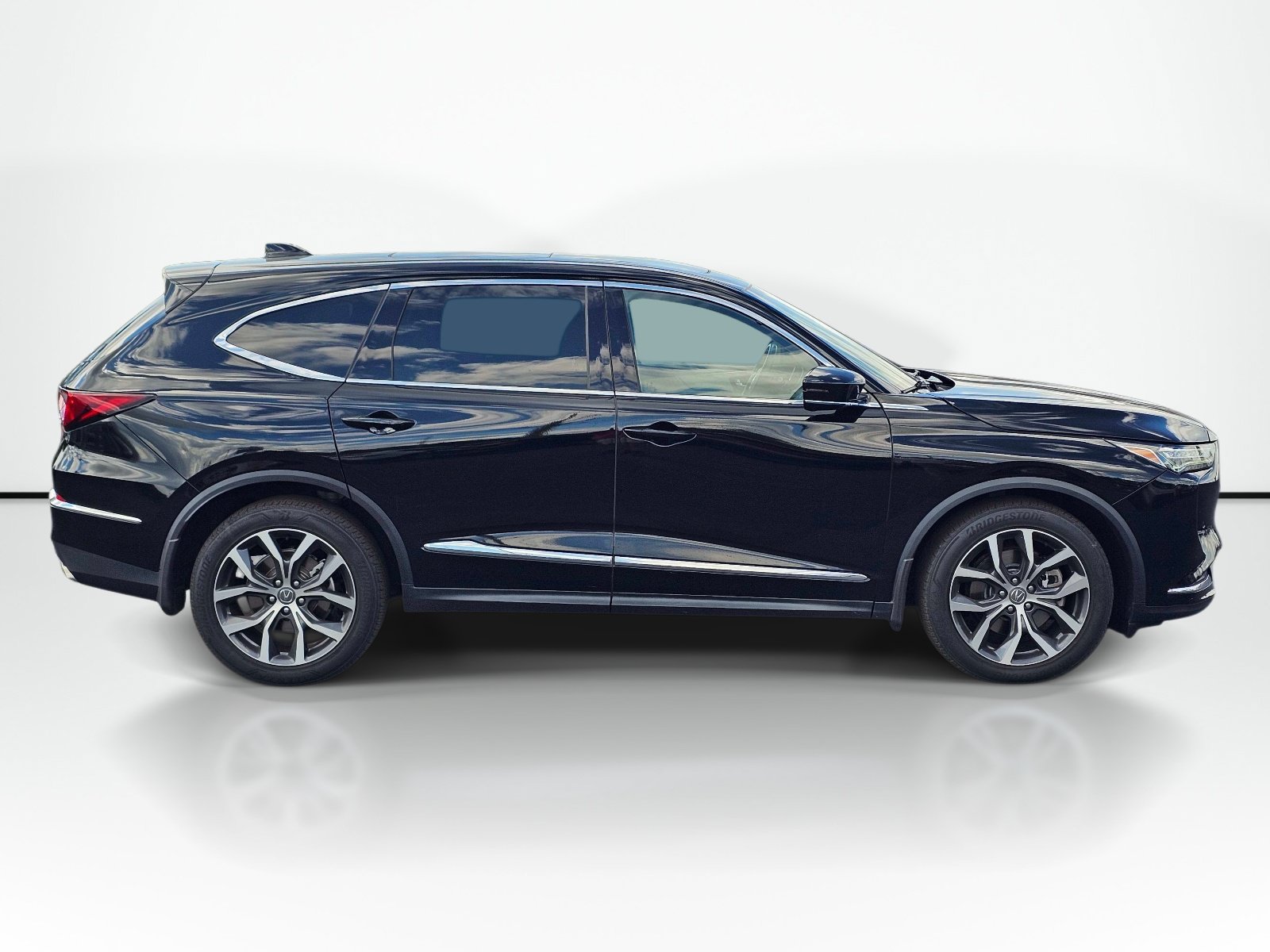 Used 2023 Acura MDX w/ Technology Package FWD image 7