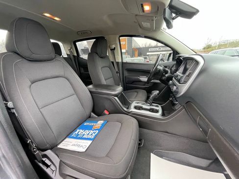 Used 2022 Chevrolet Colorado LT image 14