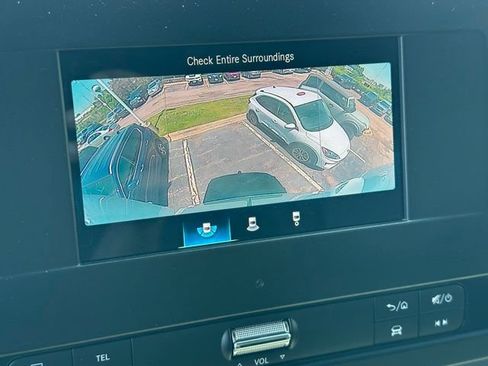 Used 2024 Mercedes-Benz Sprinter 2500 w/ Acoustic Package image 21