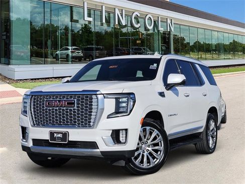 Used 2022 GMC Yukon Denali w/ Advanced Technology Package image 1