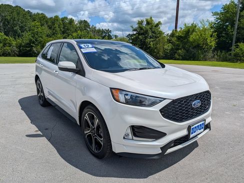 Certified 2019 Ford Edge ST AWD/4WD image 2