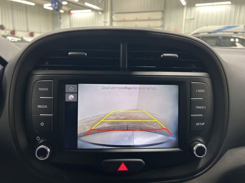 New 2025 Kia Soul LX image 17