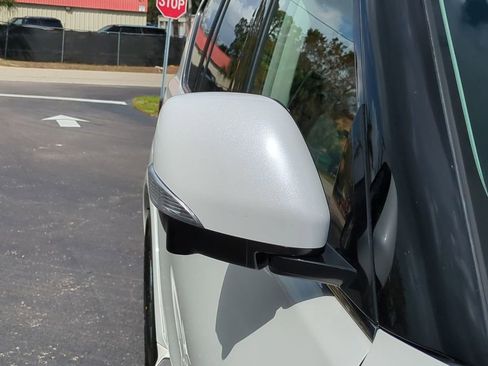 Used 2024 INFINITI QX80 Luxe image 12