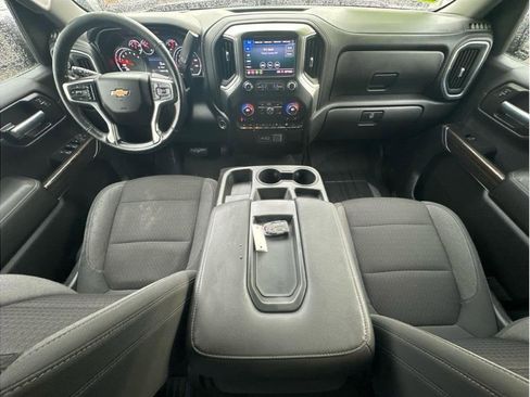 Used 2021 Chevrolet Silverado 1500 LT w/ Safety Package II image 18