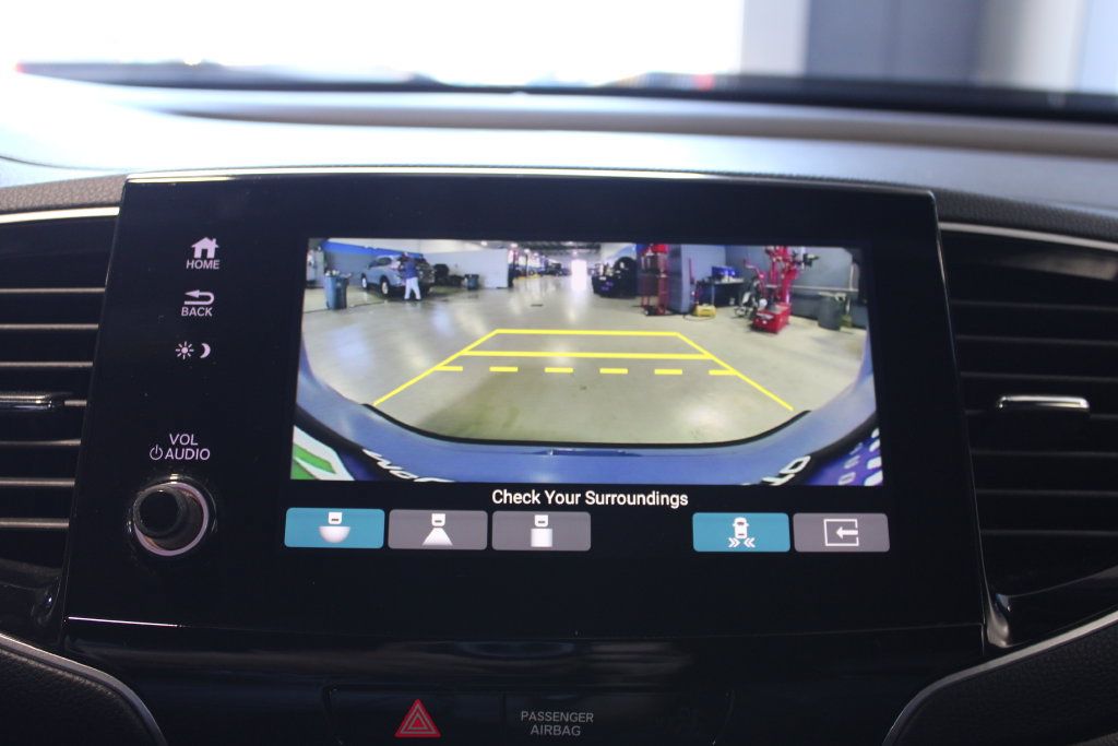 Used 2024 Honda Passport TrailSport image 16