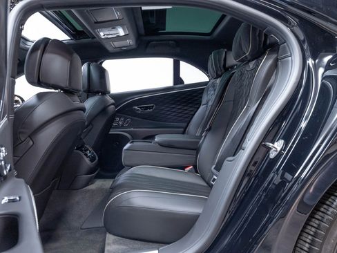 Used 2020 Bentley Flying Spur W12 AWD/4WD image 28