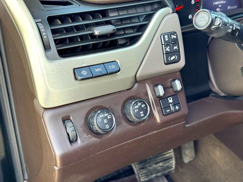 Used 2016 GMC Yukon Denali w/ Open Road Package image 16