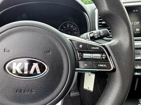 Used 2021 Kia Sportage LX FWD image 19
