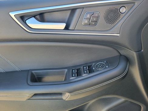 Used 2023 Ford Edge ST image 17