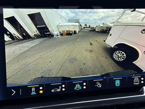 New 2026 Chevrolet Silverado 2500 LTZ w/ LTZ Premium Package image 18