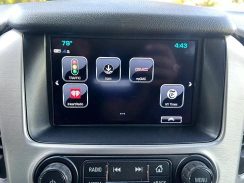 Used 2018 GMC Yukon XL SLT w/ HD Trailering Package RWD image 25