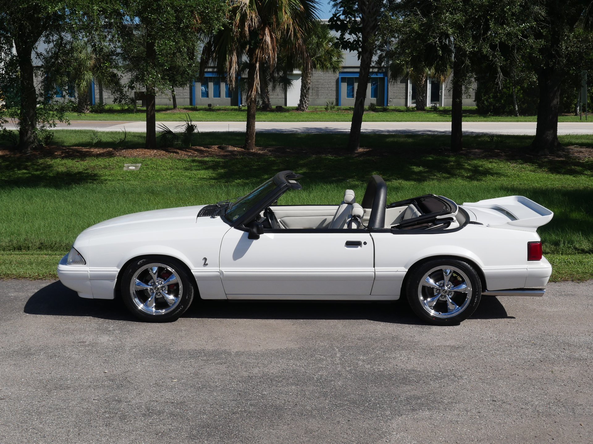 Used 1993 Ford Mustang LX RWD image 29