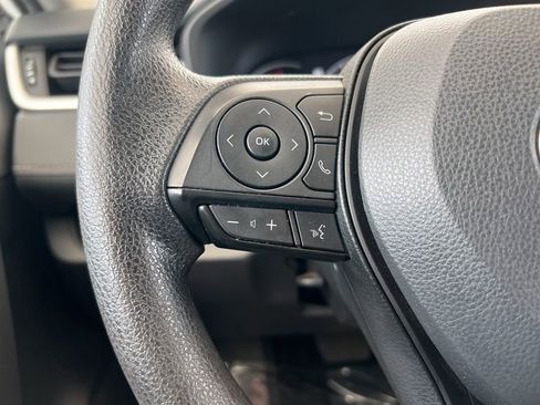 Used 2024 Toyota RAV4 LE image 31