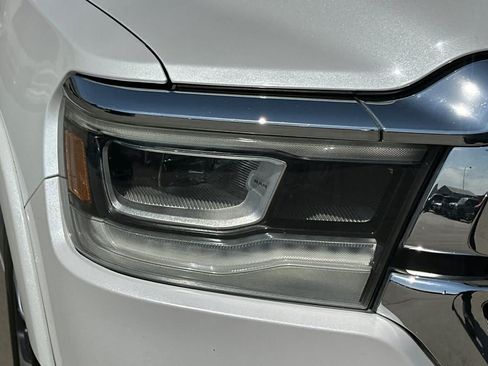 Used 2020 RAM 1500 Laramie RWD image 32