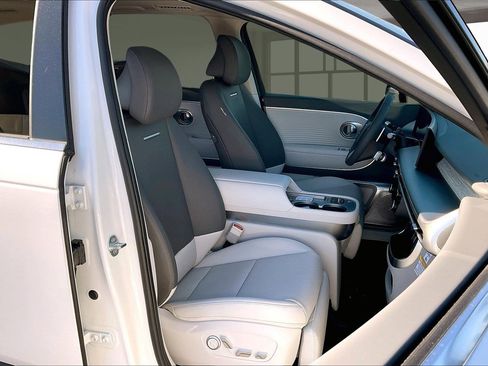 New 2026 Hyundai Ioniq 9 Limited image 11