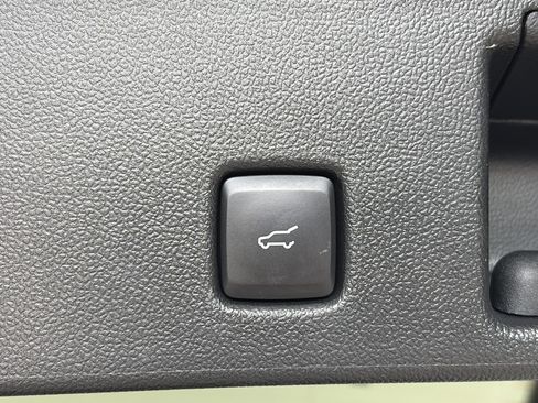 Used 2023 Ford Escape Active w/ Tech Pack #2 AWD/4WD image 14