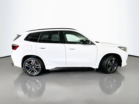 Used 2025 BMW X1 M35i w/ Premium Package image 8