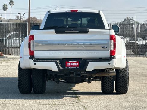 Used 2018 Ford F350 Limited image 5