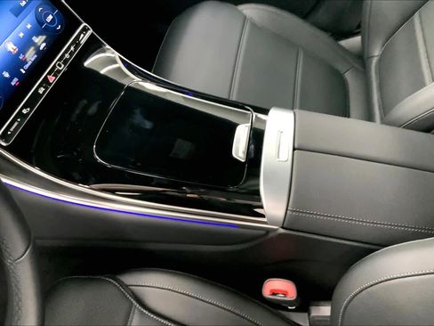 New 2026 Mercedes-Benz GLC 300 image 27