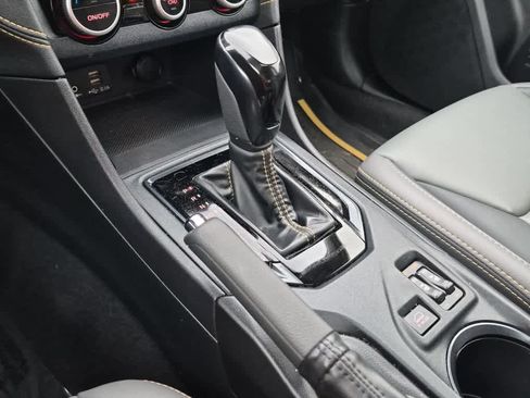 Used 2021 Subaru Crosstrek 2.5i Sport w/ Moonroof Package image 15