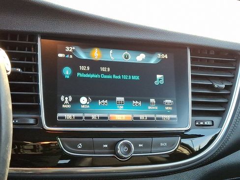 Used 2019 Buick Encore Preferred image 18