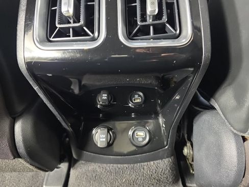 Used 2022 Kia Sorento SX FWD image 39