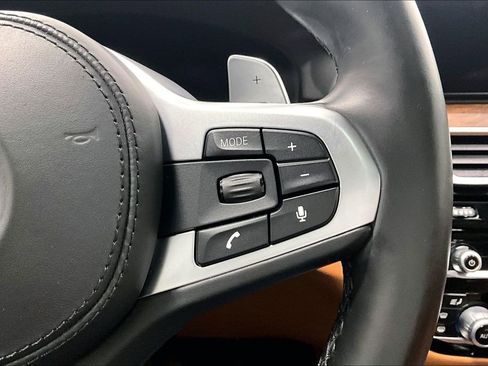 Used 2019 BMW 640i Gran Turismo xDrive w/ M Sport Package image 18