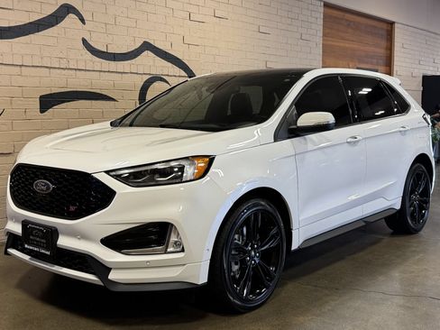 Used 2021 Ford Edge ST w/ Equipment Group 401A AWD/4WD image 13