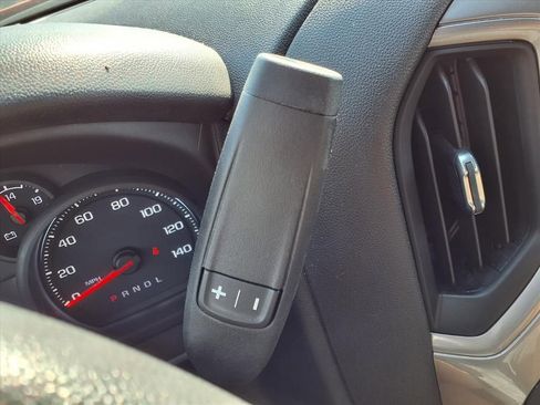 Used 2023 Chevrolet Silverado 1500 Custom image 14