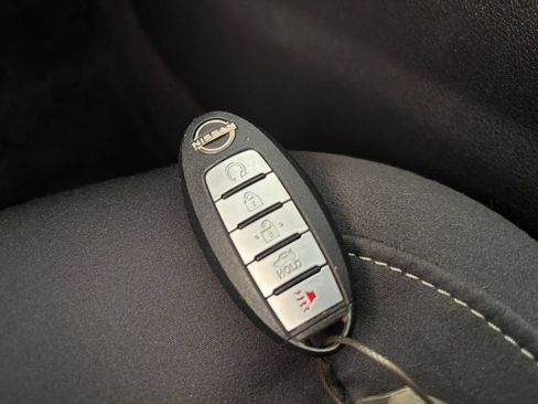 Used 2025 Nissan Altima 2.5 SV FWD image 21