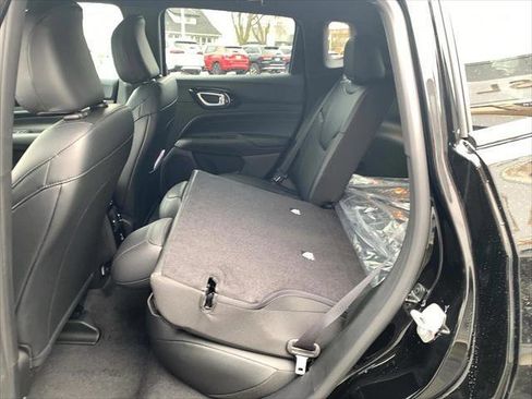 New 2025 Jeep Compass Latitude w/ Convenience Group image 29