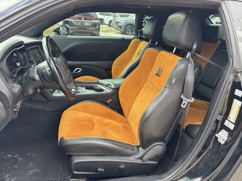 Used 2022 Dodge Challenger R/T Scat Pack w/ Shaker Package image 5