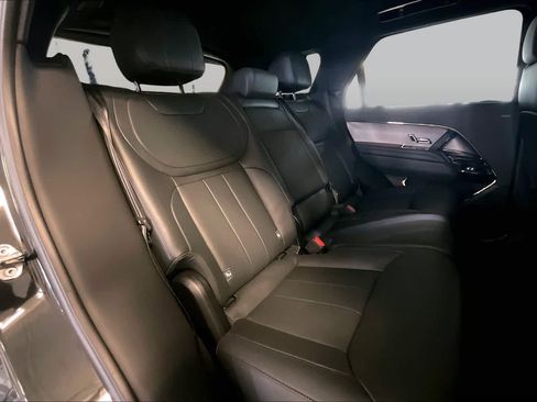 Used 2025 Land Rover Range Rover Sport SE AWD/4WD image 19