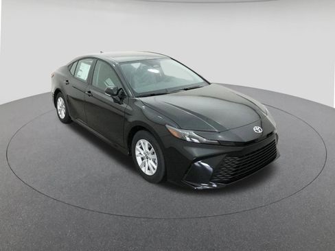 New 2026 Toyota Camry LE image 13