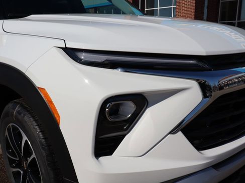 New 2026 Chevrolet TrailBlazer LT w/ Convenience Package image 3