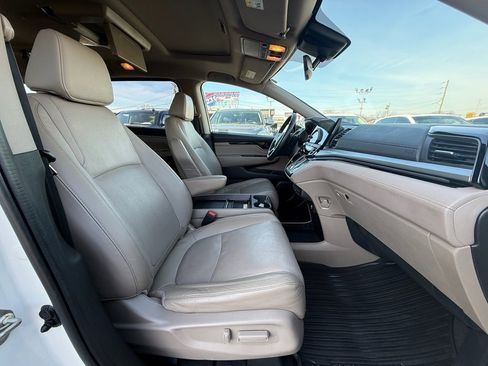 Used 2019 Honda Odyssey Elite image 23
