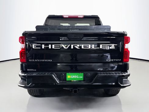 Used 2022 Chevrolet Silverado 1500 Custom RWD image 8