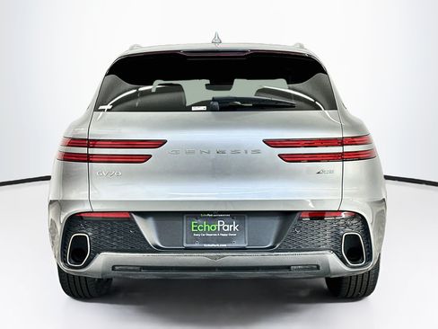 Used 2025 Genesis GV70 2.5T AWD/4WD image 7