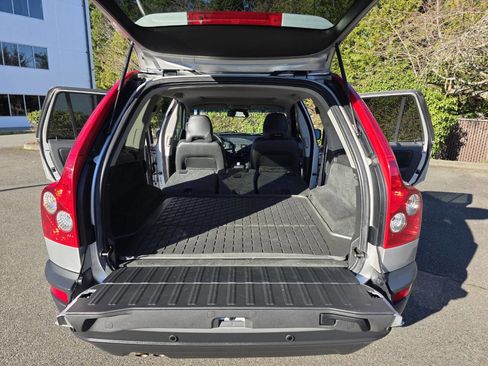 Used 2003 Volvo XC90 T6 image 14