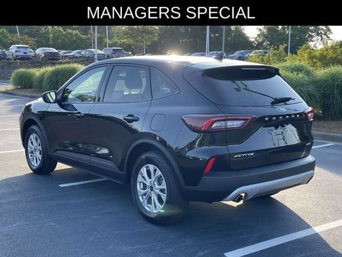 Used 2025 Ford Escape Active AWD/4WD image 5