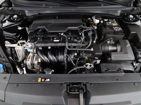 Used 2025 Kia K4 FWD image 3