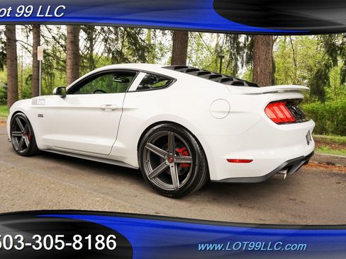 Used 2018 Ford Mustang GT w/ Equipment Group 301A image 11