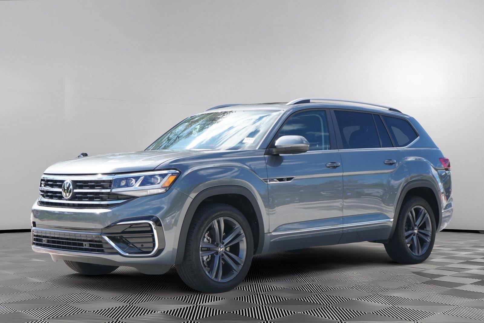 Used 2022 Volkswagen Atlas SEL R-Line AWD/4WD image 7