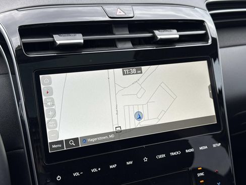 Used 2024 Hyundai Tucson Limited image 10