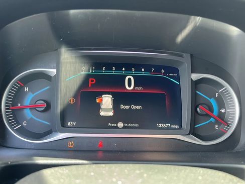 Used 2019 Honda Pilot Touring image 4