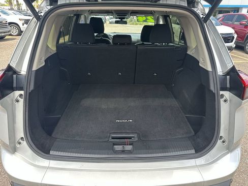 Used 2024 Nissan Rogue SV AWD/4WD image 23