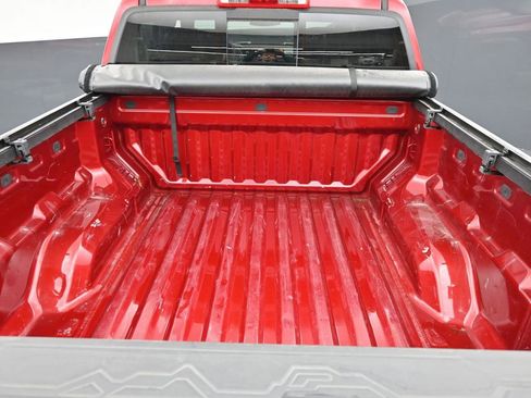 Used 2023 Chevrolet Colorado Trail Boss image 10