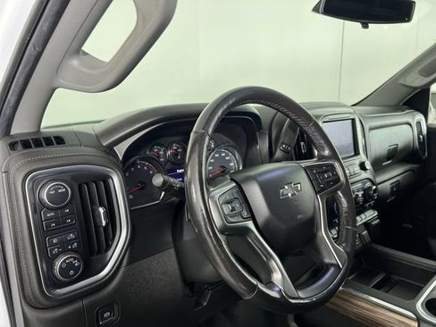 Certified 2021 Chevrolet Silverado 1500 LT Trail Boss w/ Convenience Package II AWD/4WD image 10
