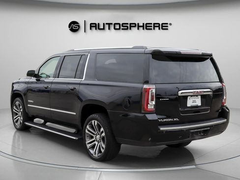 Used 2019 GMC Yukon XL Denali image 7